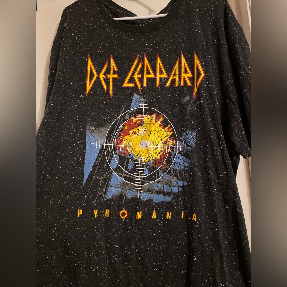 Def Leppard T-shirt Men’s size 3x. NWOT